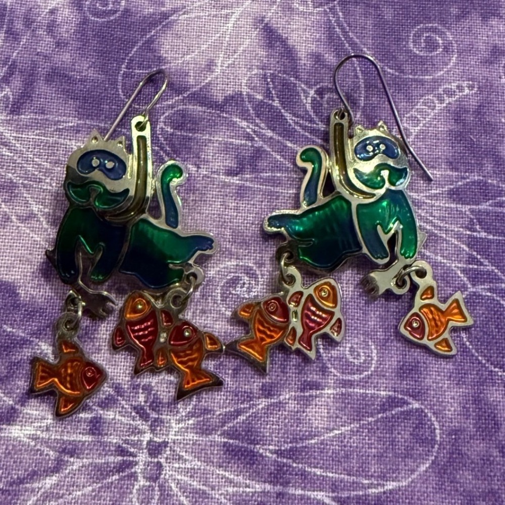 Berebi Womens Drop Earrings Silver Tone Blue Green Enamel Scuba Diving Cat Fish